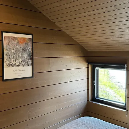 Stylish 4br For 10 - Private Jacuzzi & Sauna Äkäslompolo