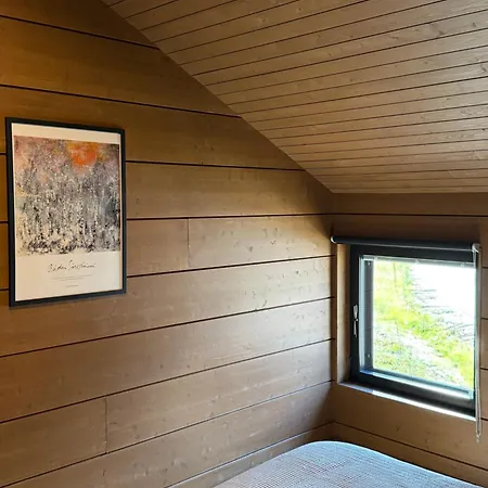 Willa Stylish 4br For 10 - Private Jacuzzi & Sauna *