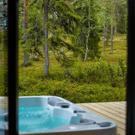 Haltija - Stylish 4br With Jacuzzi & Sauna Villa Äkäslompolo