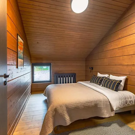 Haltija - Stylish 4br With Jacuzzi & Sauna Villa