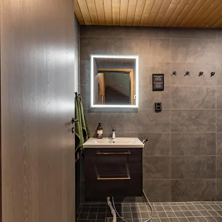 Haltija - Stylish 4br With Jacuzzi & Sauna *